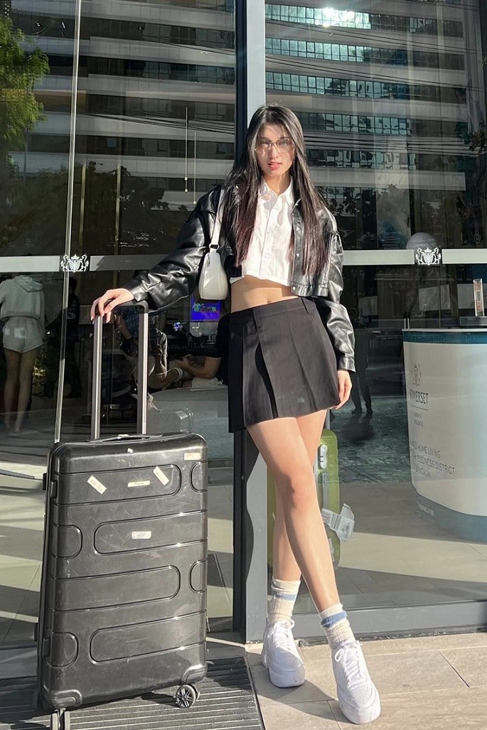 Á hậu Phương Nhi