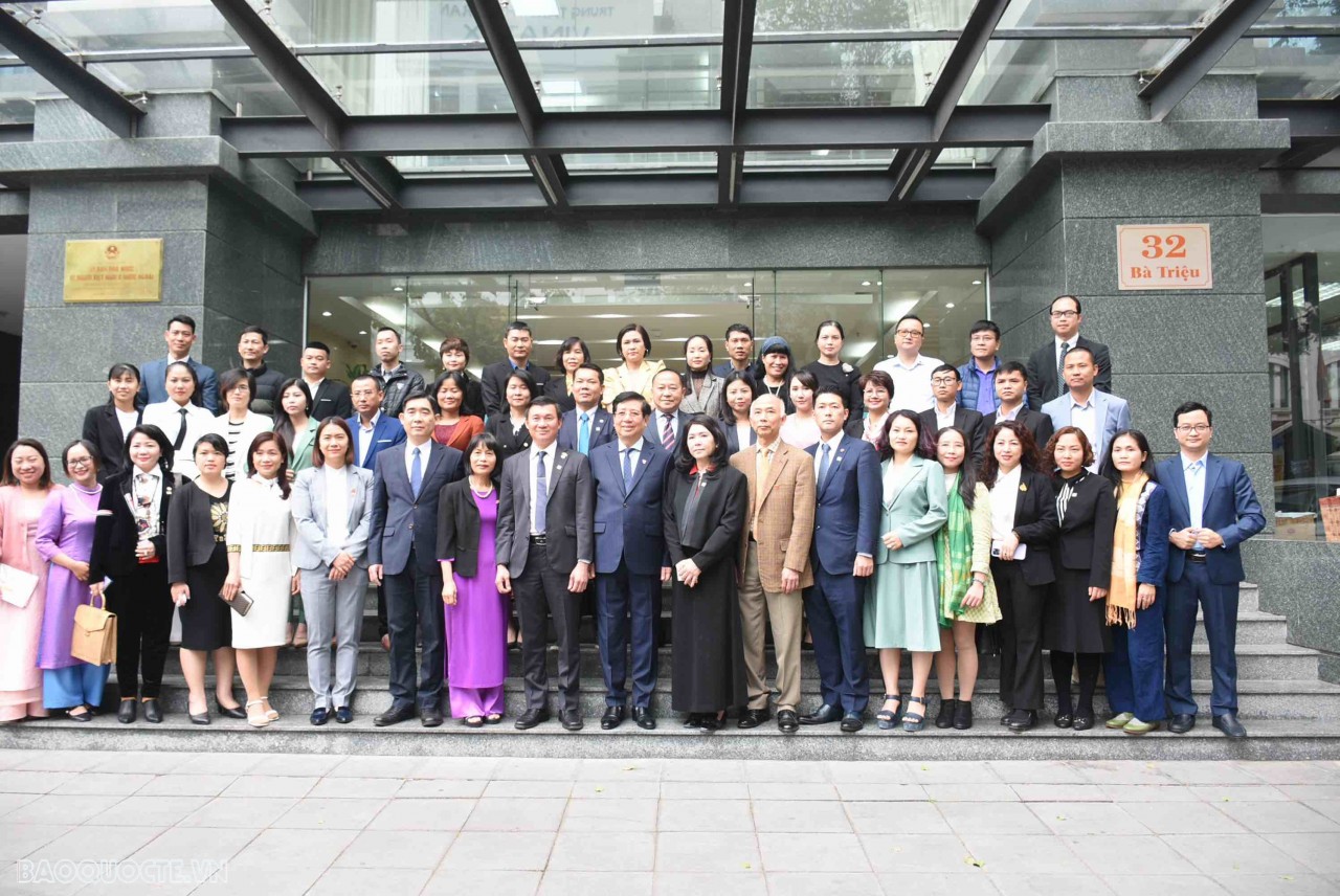 Tăng cường kết nối doanh nghiệp người Việt trong và ngoài nước