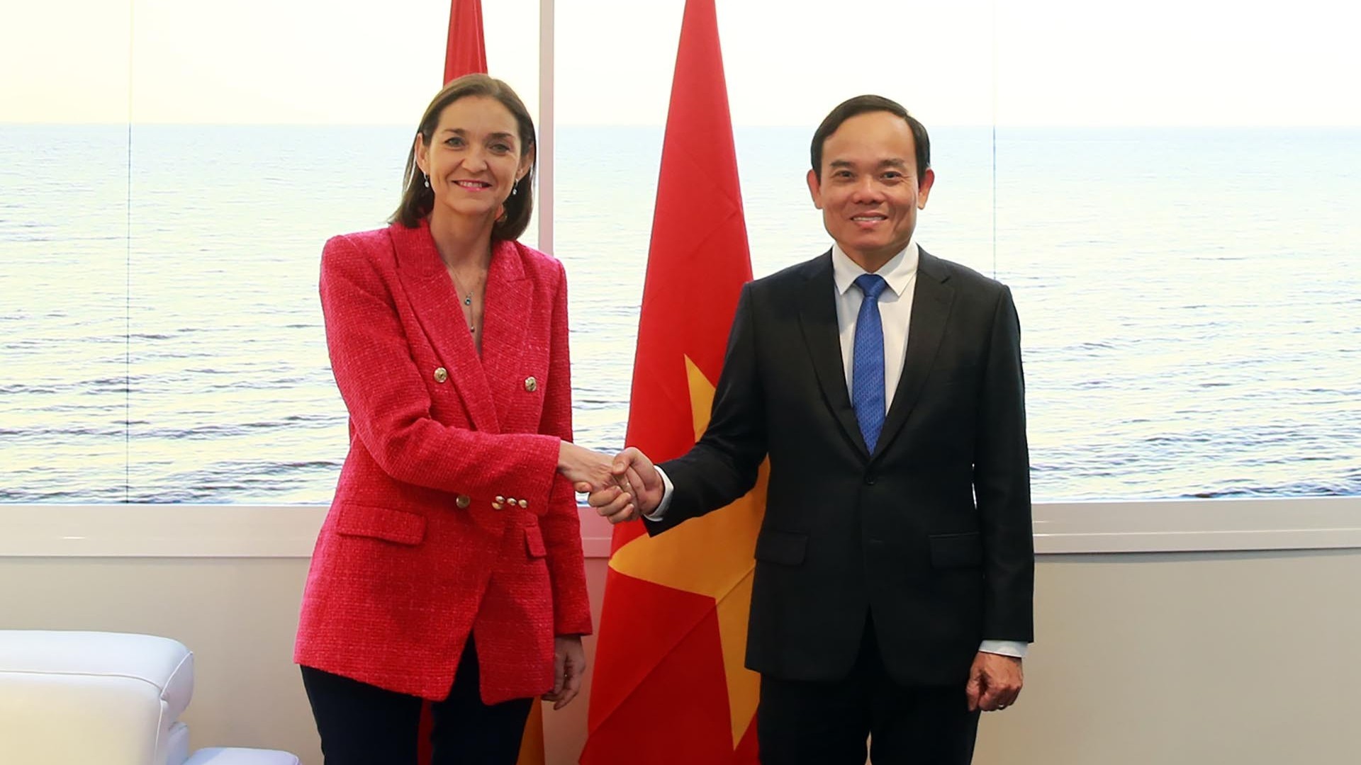 pho thu tuong tran luu quang gap bo truong cong nghiep thuong mai va du lich tay ban nha