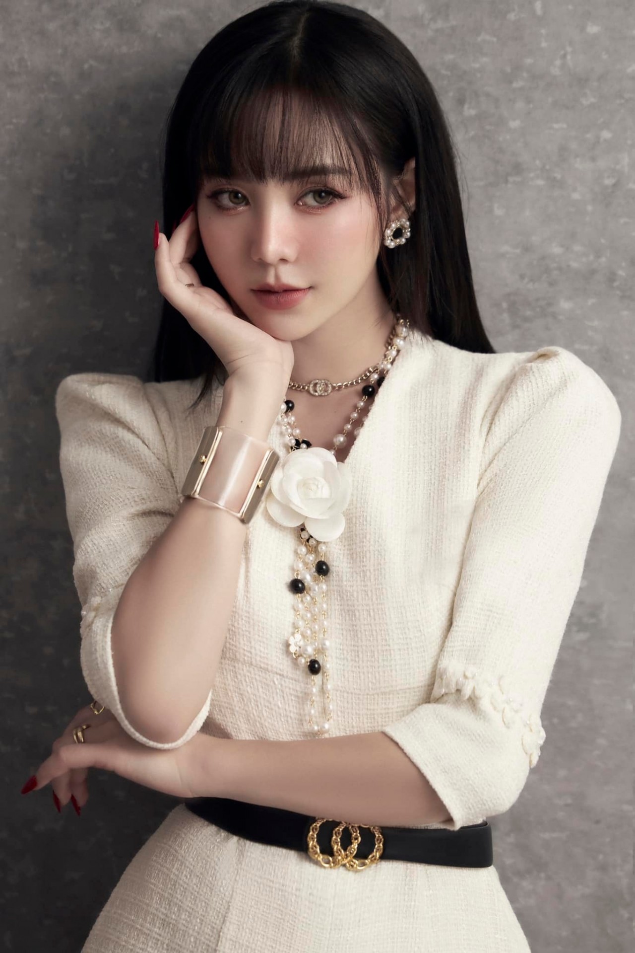 Thời trang thanh lịch của Quỳnh Kool 'Đừng làm mẹ cáu'