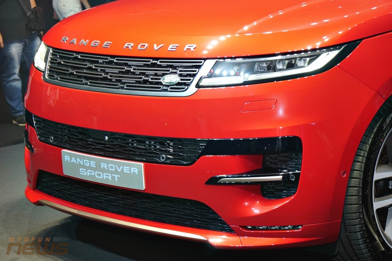 Cận cảnh và bảng giá xe Range Rover Sport thế hệ mới tại Việt Nam