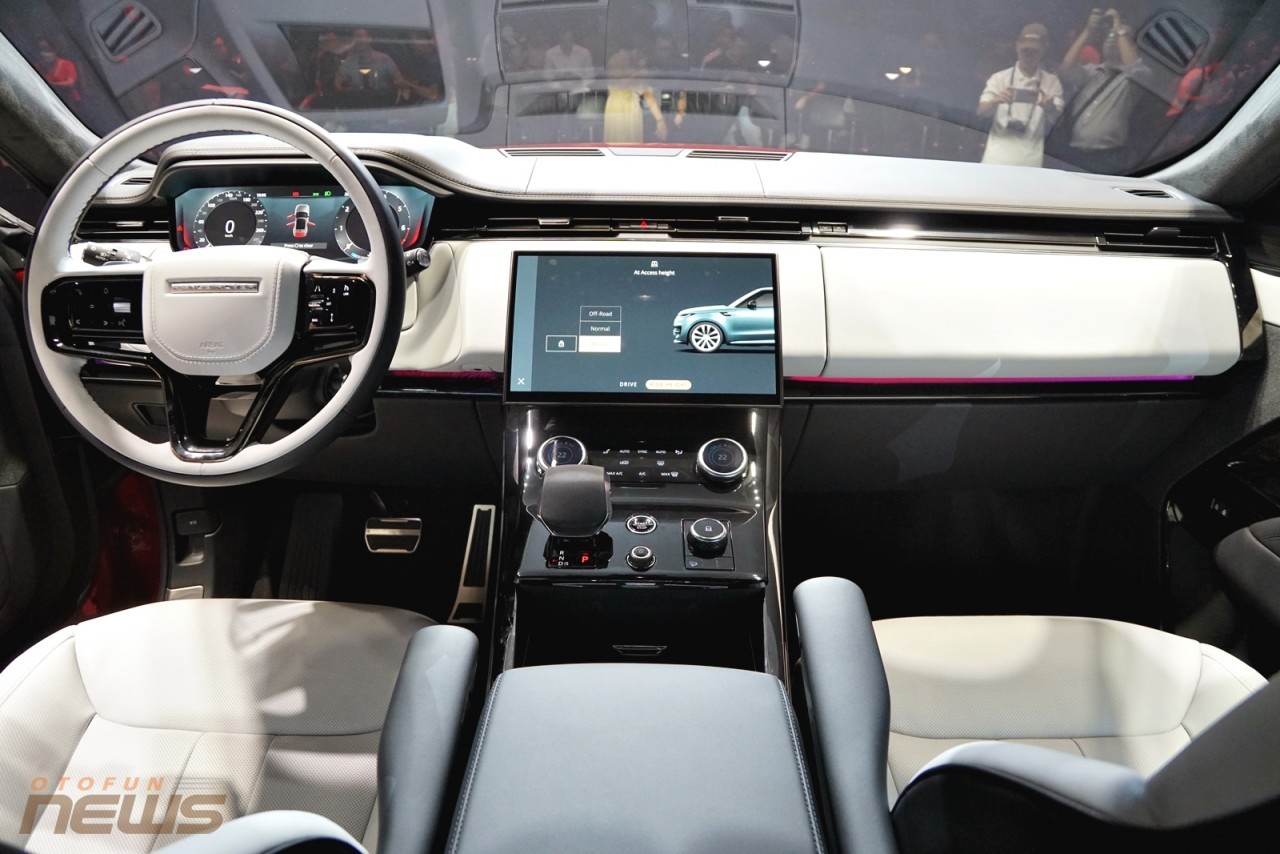 Cận cảnh và bảng giá xe Range Rover Sport thế hệ mới tại Việt Nam