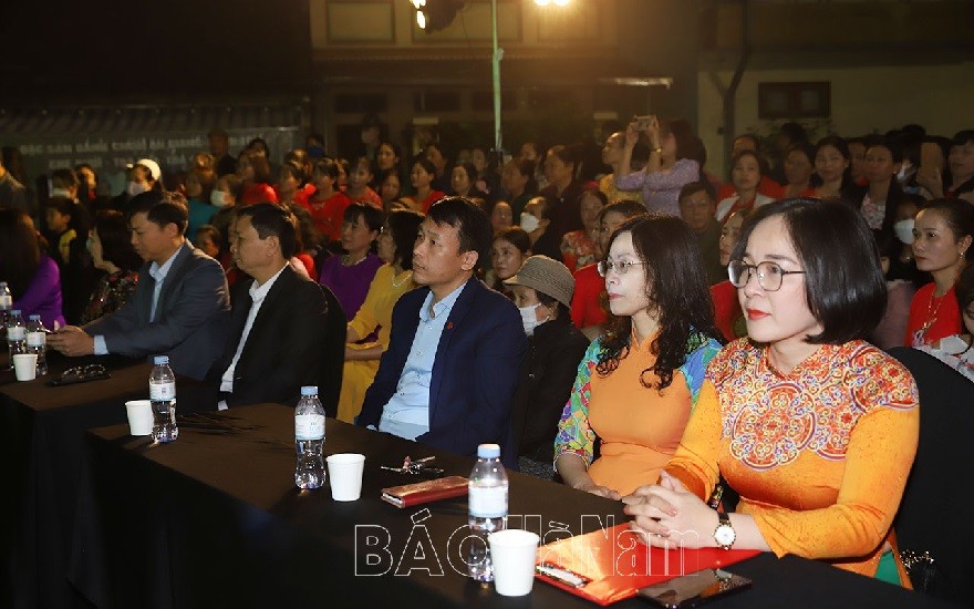 Duyên dáng phụ nữ Hà Nam 2023. Hình ảnh các đại biểu tham dự. (Ảnh: báo Hà Nam)