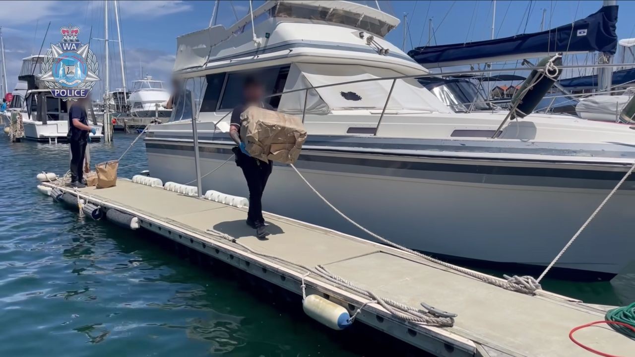 diem tin the gioi sang 73 danh bom lieu chet o pakistan myhan tap tran khong quan australia tom luong ma tuy khung