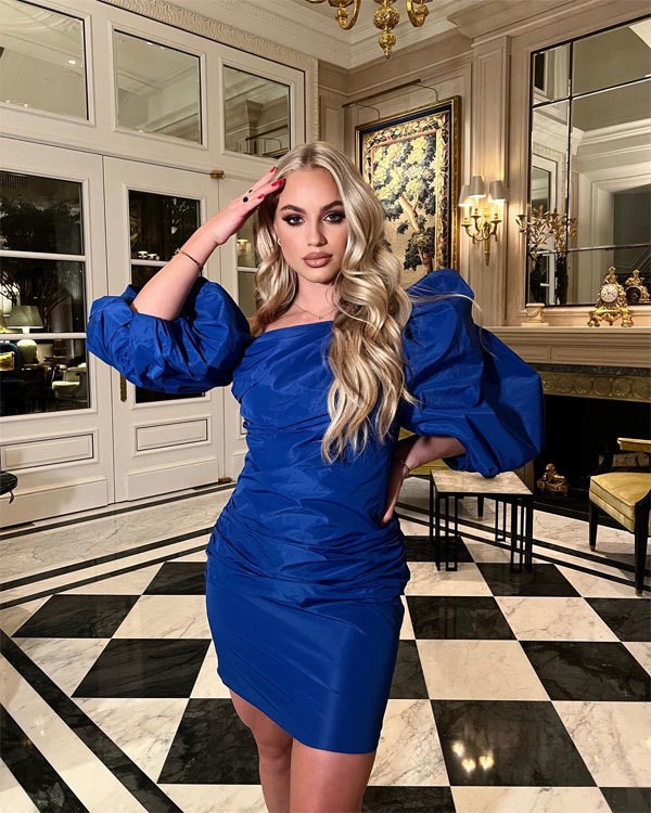 Cầu thủ nữ xinh đẹp nhất thế giới chấn thương