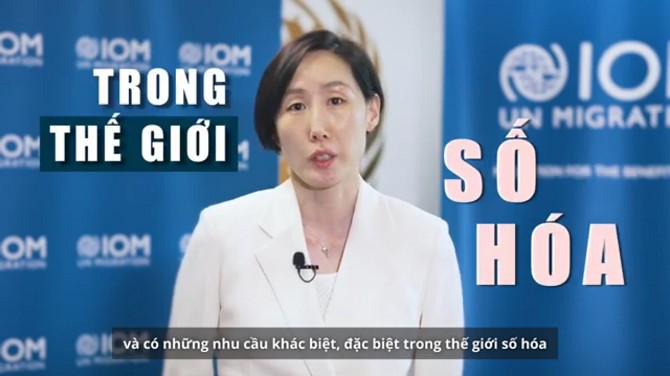 tieng noi quoc te thuc day doi moi sang tao va cong nghe de trao quyen cho phu nu di cu