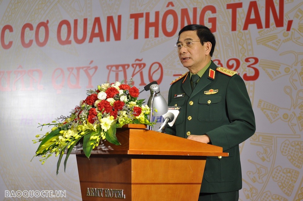 (03.07) Đại tướng Phan Văn Giang, Ủy viên Bộ Chính trị, Phó Bí thư Quân ủy Trung ương, Bộ trưởng Bộ Quốc phòng cảm ơn các Bộ, ban, ngành, địa phương, các đơn vị, cơ quan thông tấn báo chí đã đồng hành với Bộ Quốc phòng trong năm qua. (Ảnh: Minh Quân)
