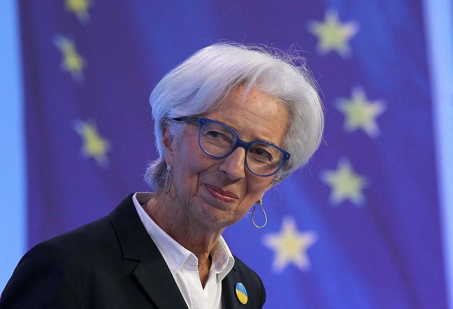 Bà Christine Lagarde - Chủ tịch Ngân hàng Trung ương châu Âu. Bà Christine Lagarde - Chủ tịch Ngân hàng Trung ương châu Âu.