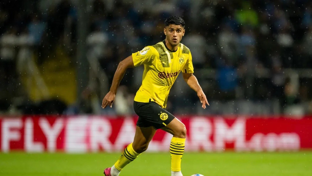 : Liverpool chiêu mộ Victor Osimhen; Arsenal liên hệ Mahmoud Dahoud; : Liverpool chiêu mộ Victor Osimhen; Arsenal liên hệ Mahmoud Dahoud;