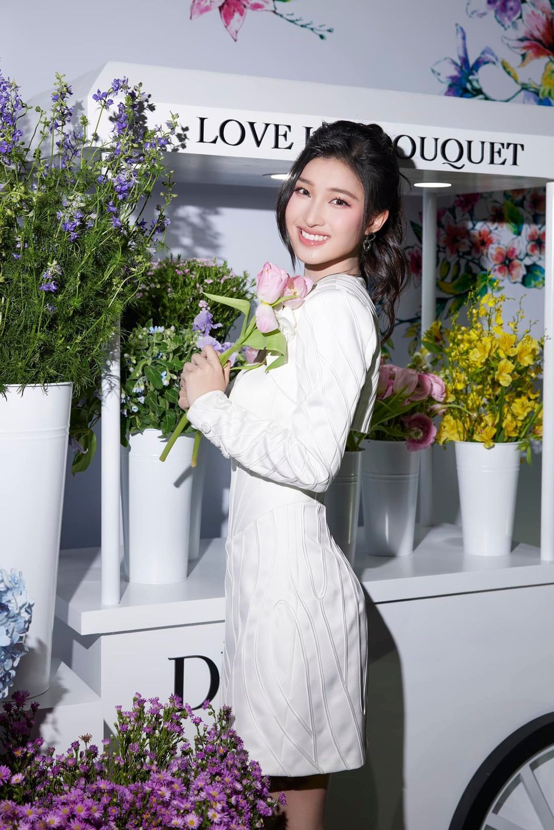 Á hậu Nguyễn Phương Nhi