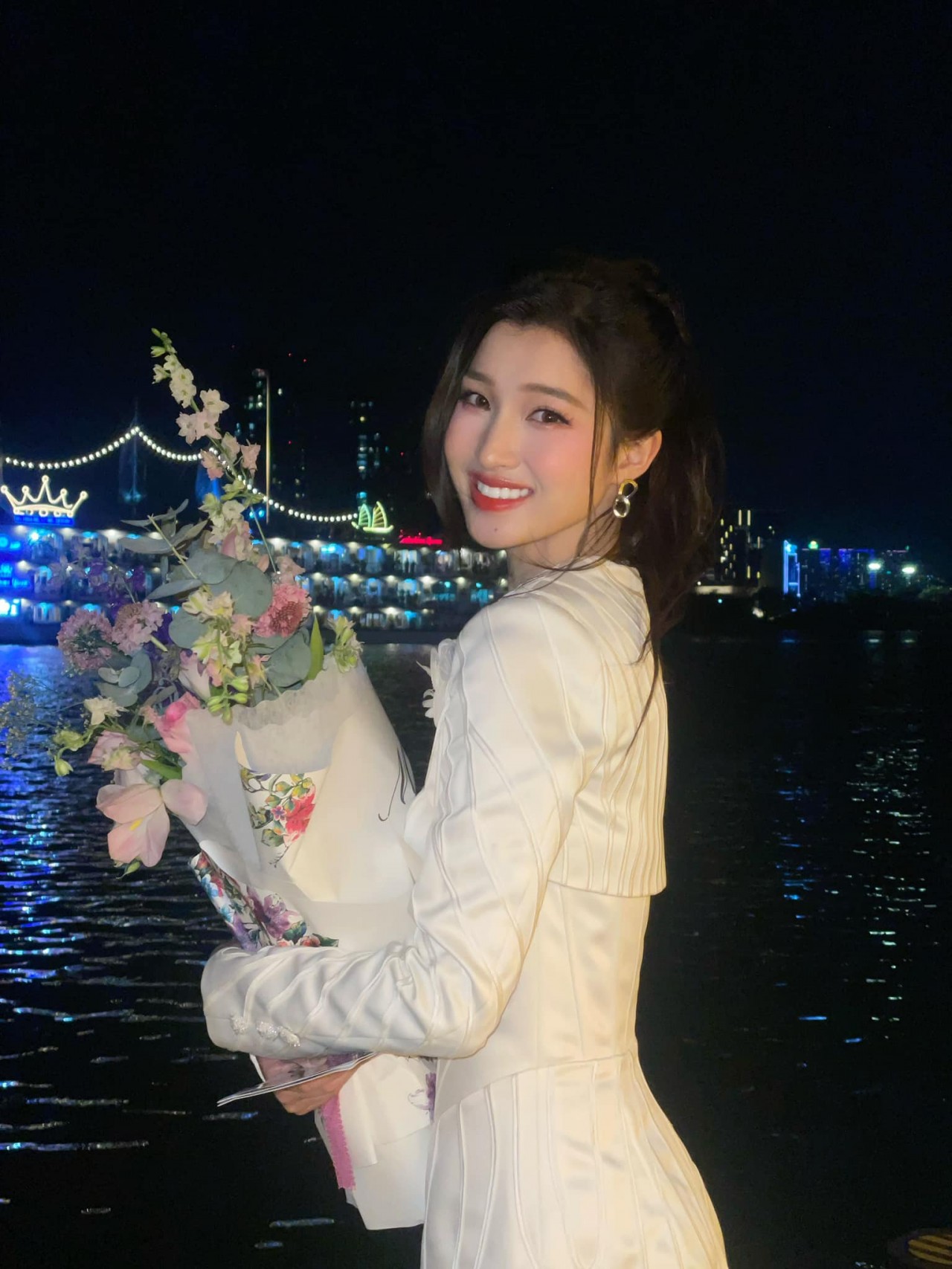 Á hậu Nguyễn Phương Nhi