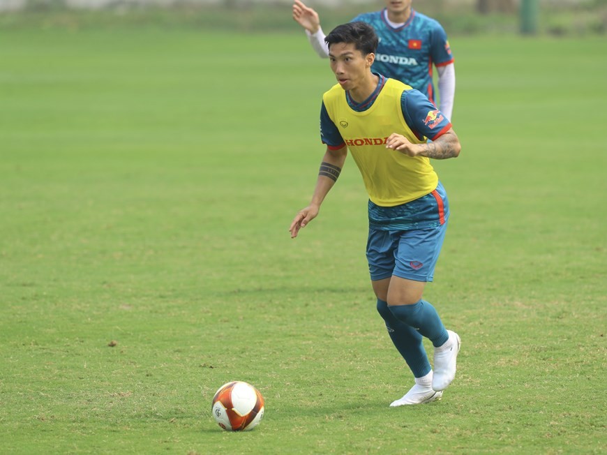 Toàn cảnh buổi tập của đội tuyển Việt Nam với Huấn luyện viên Philippe Troussier