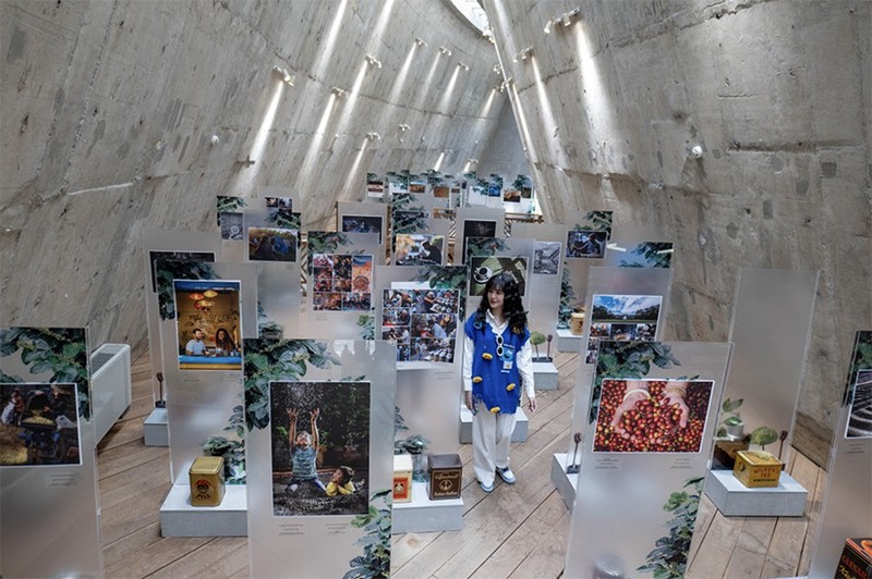 Các tác phẩm xuất sắc được lựa chọn trưng bày trong triển lãm ảnh nghệ thuật “Cà phê Việt Nam – Hành trình kiến tạo di sản văn hóa thế giới” tại Bảo tàng Thế giới Cà phê