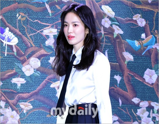 Nhan sắc Song Hye Kyo phim Vinh quang trong thù hậns