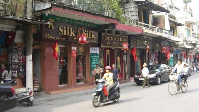 dan ha noi va tp ho chi minh mat 169 nam cay cuoc neu muon mua nha mat pho