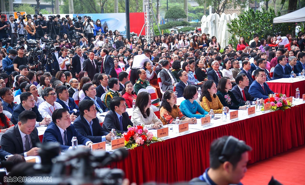 Toàn cảnh phiên khai mạc Hội báo toàn quốc năm 2023 qua ảnh