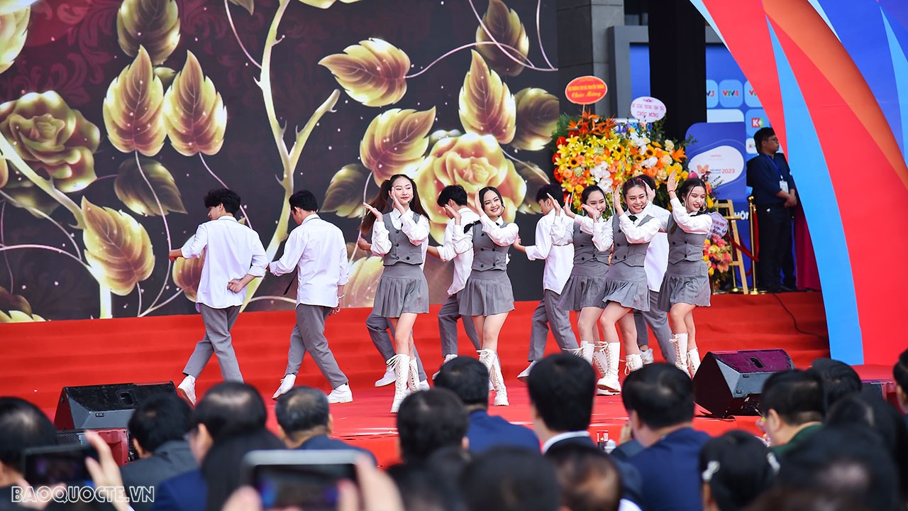 Toàn cảnh phiên khai mạc Hội báo toàn quốc năm 2023 qua ảnh