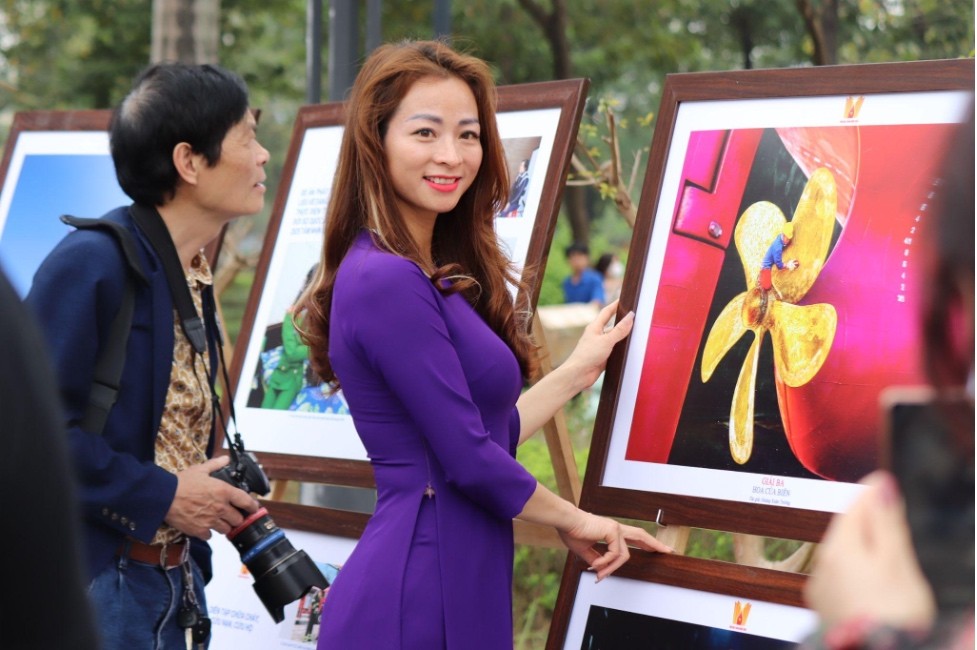 Triển lãm ảnh 'Những nẻo đường xuân': Thể hiện ngôn ngữ hình tượng của nhiếp ảnh