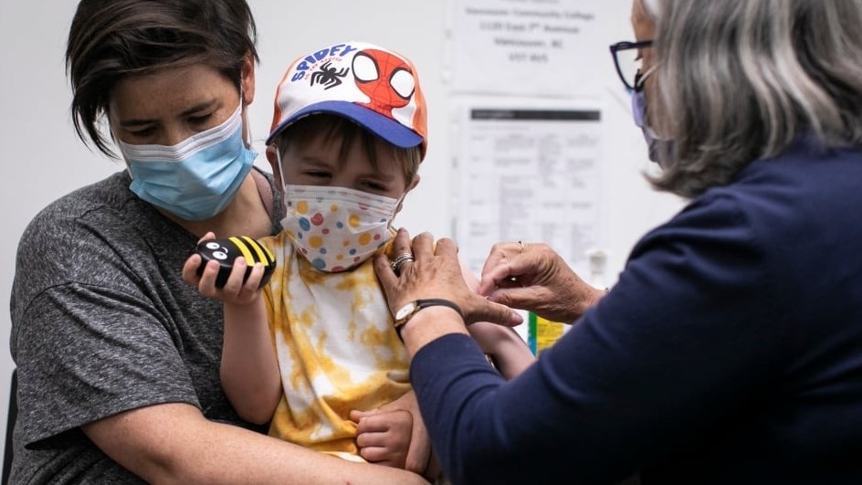 canada canh bao nhieu tre em nho lich tiem phong soi dinh ky do dai dich covid19