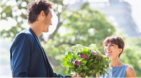 Ngày Quốc tế Hạnh phúc 2023: Năm cách mang lại nụ cười cho người thân