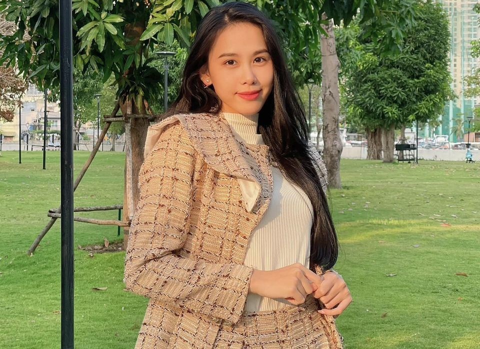 Thời trang thanh lịch của Á hậu Lê Nguyễn Ngọc Hằng