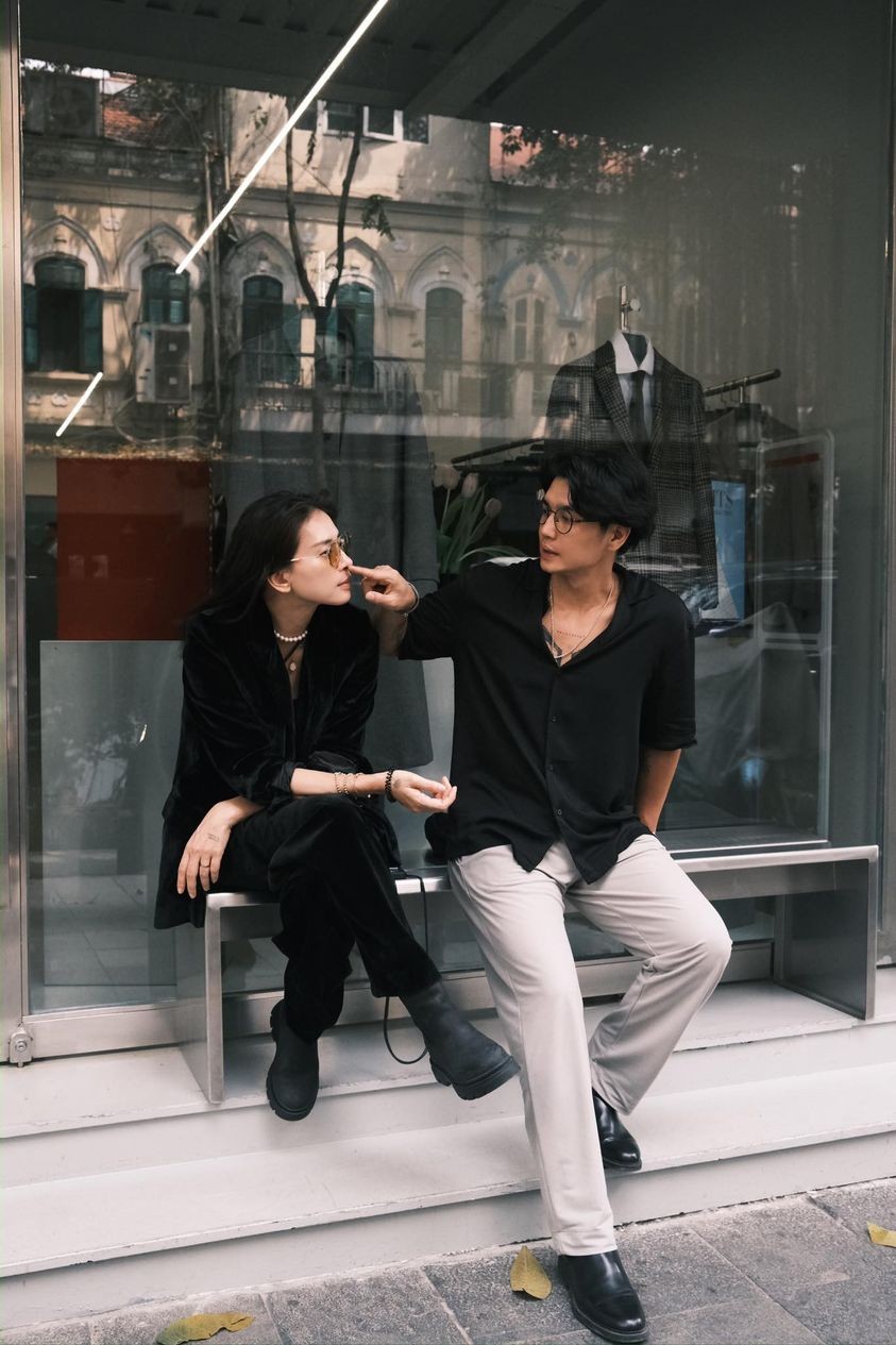 Sao Việt: Hồ Ngọc Hà tình tứ bên ông xã,