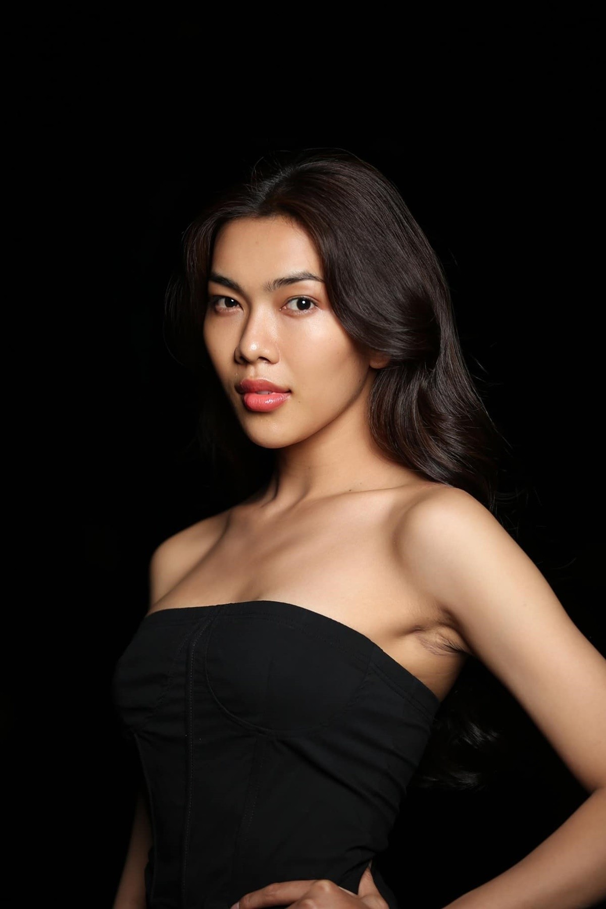 Gương mặt mộc đẹp hoàn hảo, không tỳ vết của thi sinh Hoa hậu Chuyển giới Việt Nam 2023