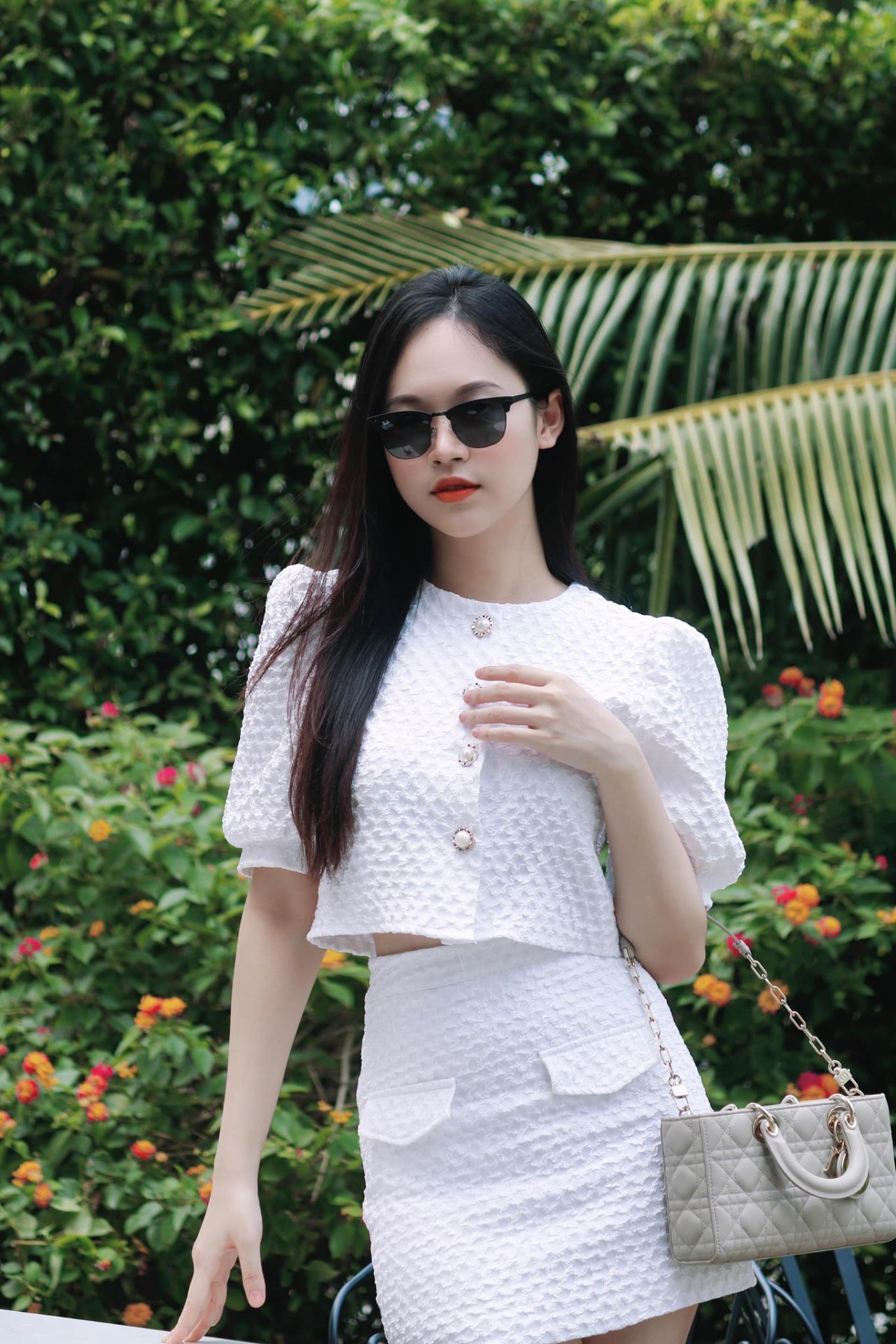 Á hậu Trịnh Thùy Linh