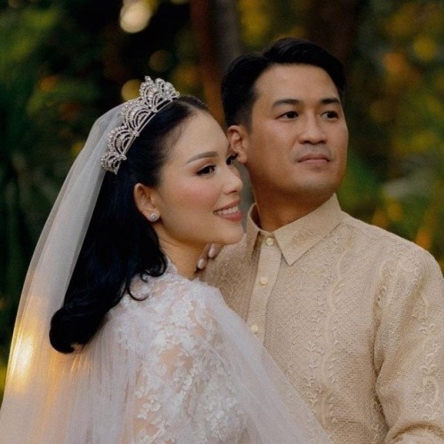 Thời trang sang trọng của Tăng Thanh Hà và nhóm sao nữ dự đám cưới Linh Rin