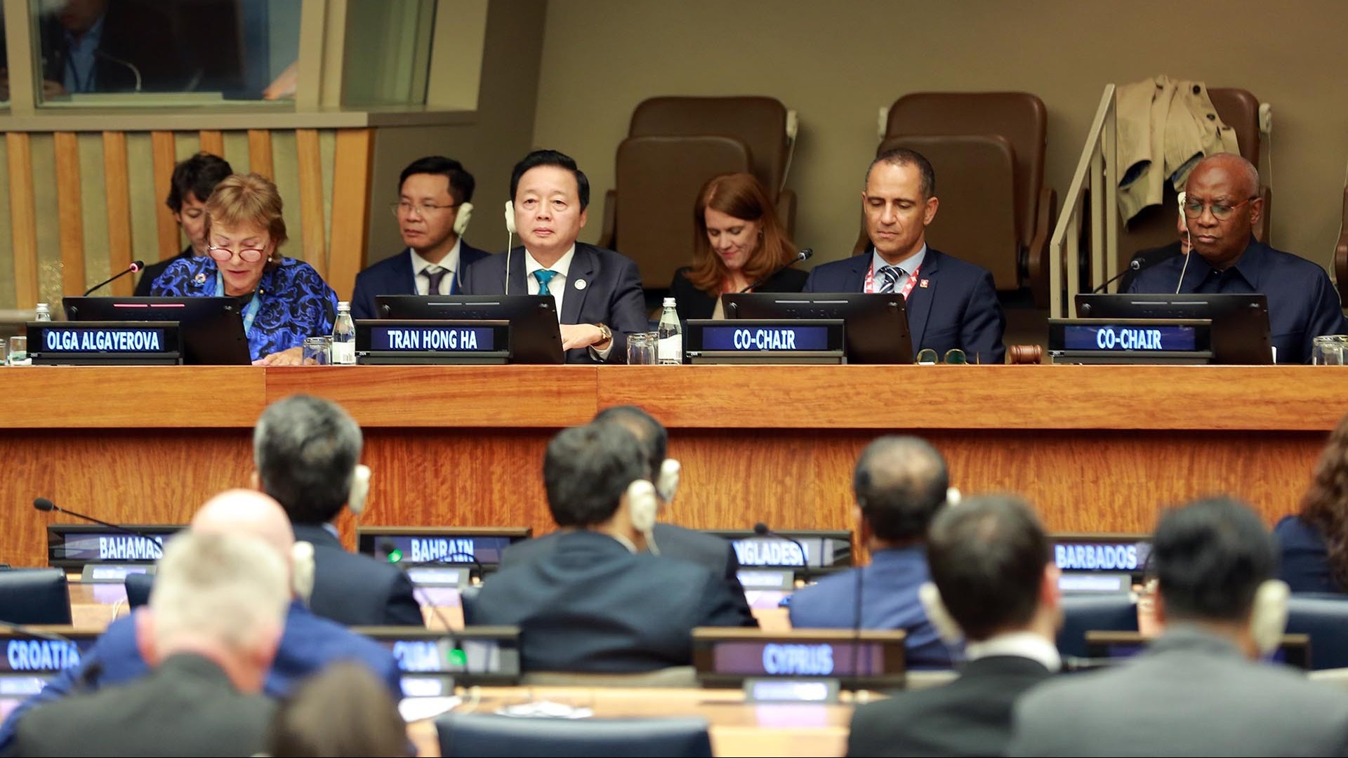 tang cuong khuon kho phap ly toan cau va khu vuc ve quan ly su dung nguon nuoc xuyen bien gioi