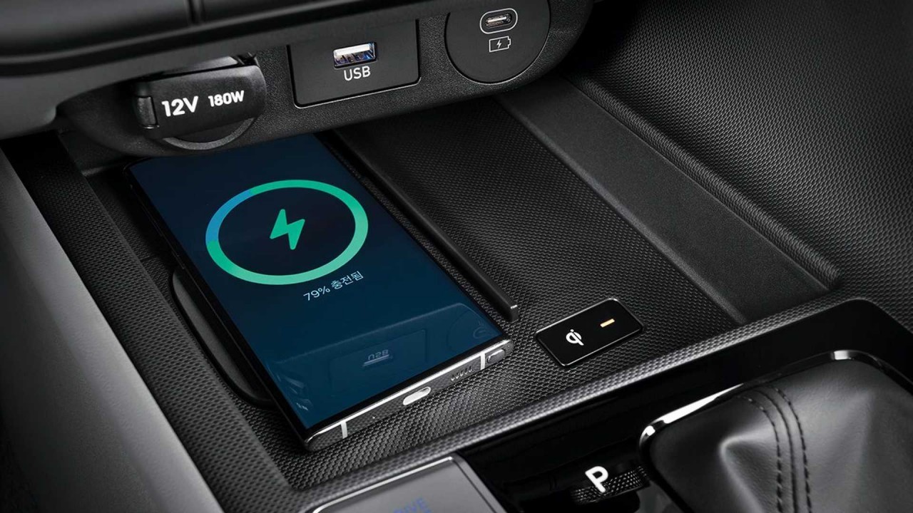 Cận cảnh chi tiết Hyundai Elantra 2023 tại Hàn Quốc, giá từ 360 triệu đồng