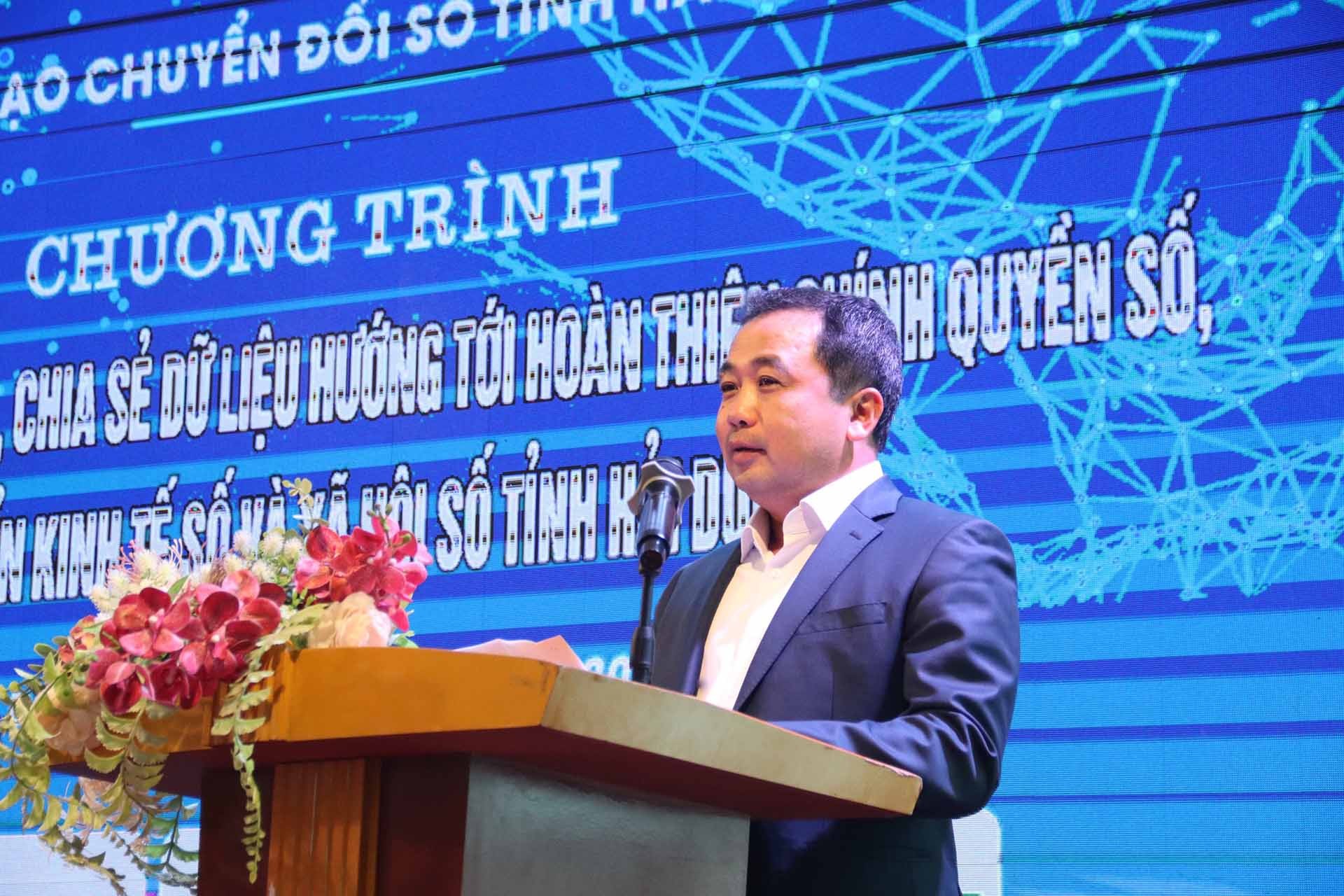 Bí thư Tỉnh ủy Trần Đức Thắng khẳng định Ngày chuyển đổi số chính là sự thể hiện quyết tâm cao của cả hệ thống chính trị tỉnh Hải Dương về chuyển đổi số.