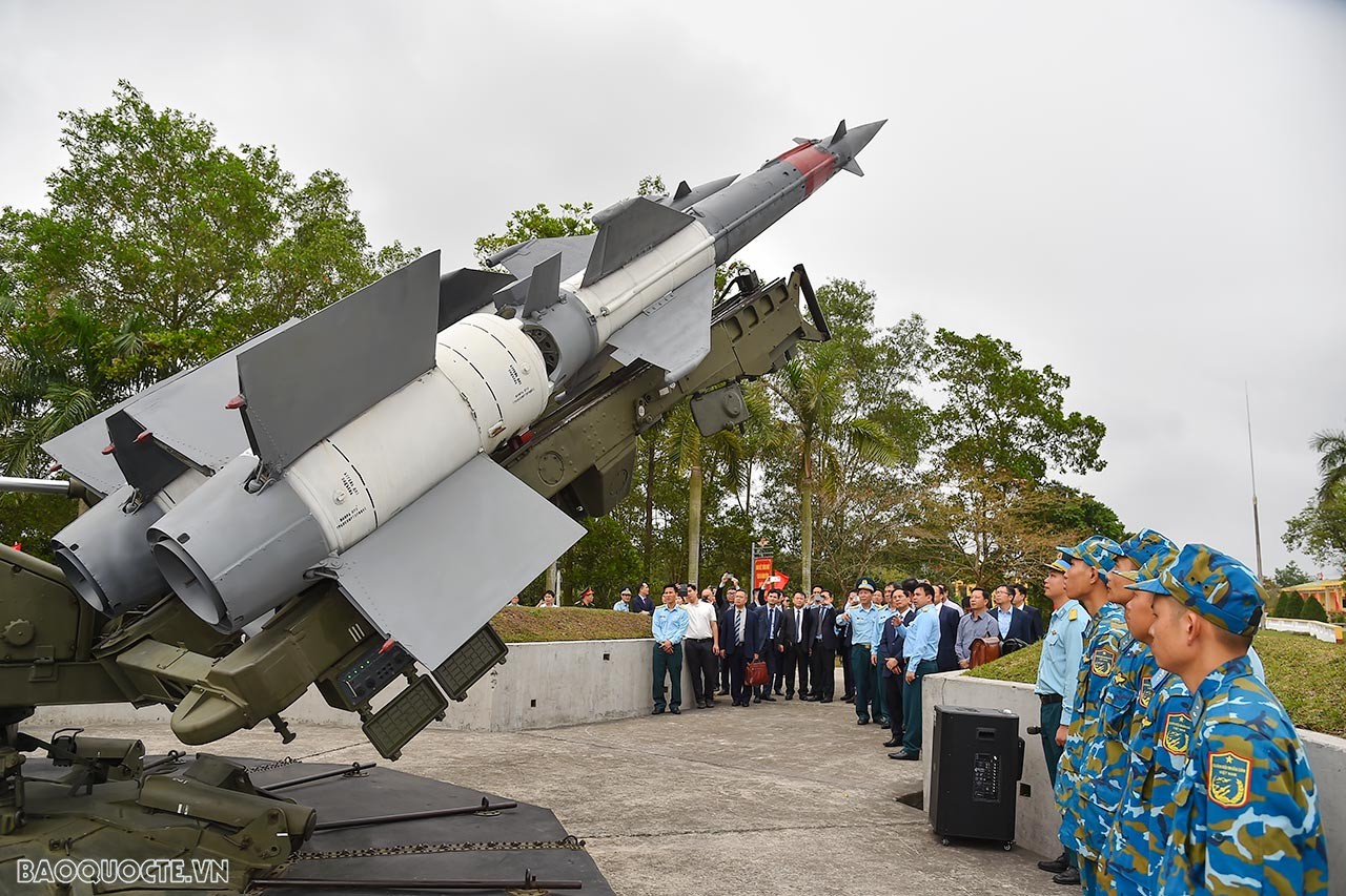 Tiểu đoàn đặc biệt coi trọng rèn luyện, xây dựng bản lĩnh chính trị cho bộ đội, phát huy truyền thống, đoàn kết gắn bó, khắc phục mọi khó khăn, quyết tâm hoàn thành tốt mọi nhiệm vụ.