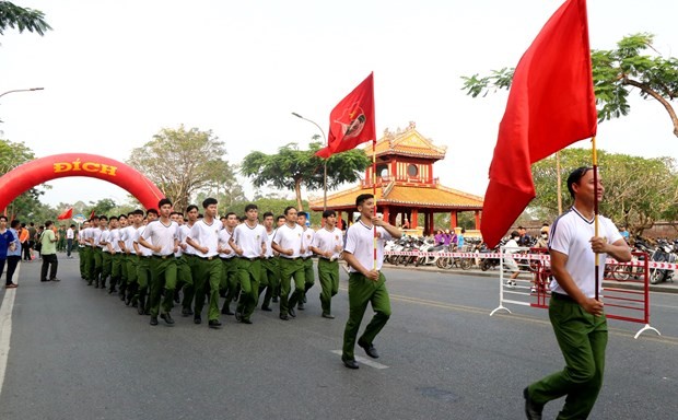 Ngày chạy Olympic vì sức khỏe toàn dân thu hút đông đảo công chúng tham gia