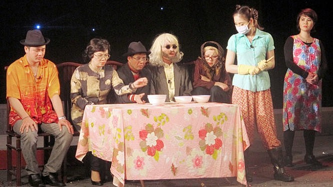 Kỷ niệm 45 năm thành lập, Nhà hát Tuổi trẻ đưa chùm hài kịch nổi tiếng 'Đời cười' tái xuất