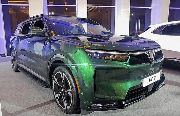 Xuất khẩu ngày 24-26/3: Xuất khẩu ngày 24-26/3: Khủng hoảng ngân hàng thế giới, xuất khẩu 'khó chồng khó'; VinFast chuẩn bị 'xuất xưởng' 1.800 xe điện sang Mỹ, Canada