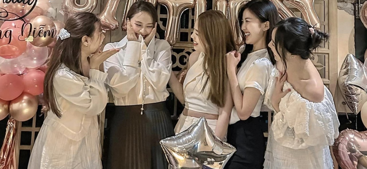 Hồng Diễm Hồng Diễm