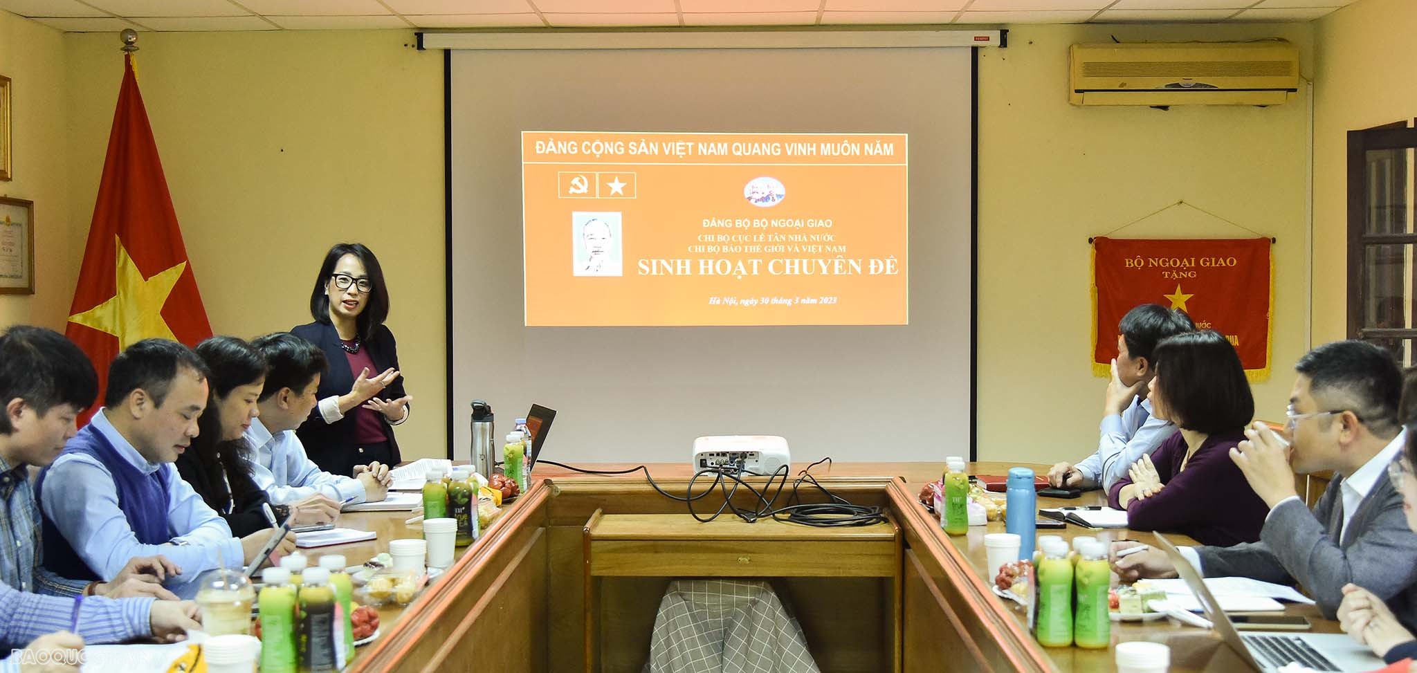 Trách nhiệm của cán bộ, đảng viên về ứng xử trên mạng xã hội trong tình hình mới