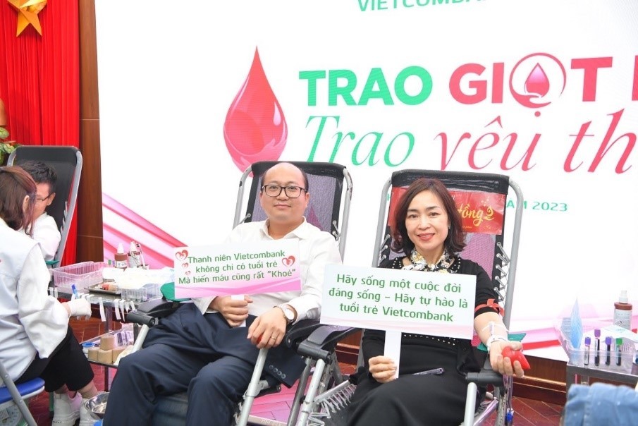 Vietcombank: Khi vạn trái tim cùng chung khát vọng Vietcombank: Khi vạn trái tim cùng chung khát vọng