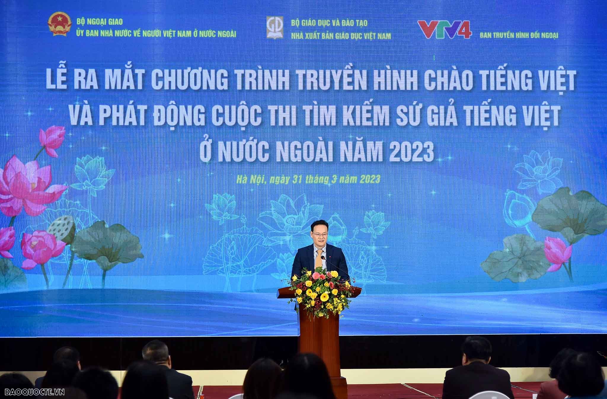 Chào tiếng Việt: Chương trình khơi dậy tình yêu quê hương, đất nước trong kiều bào trẻ Chào tiếng Việt: Chương trình khơi dậy tình yêu quê hương, đất nước trong kiều bào trẻ