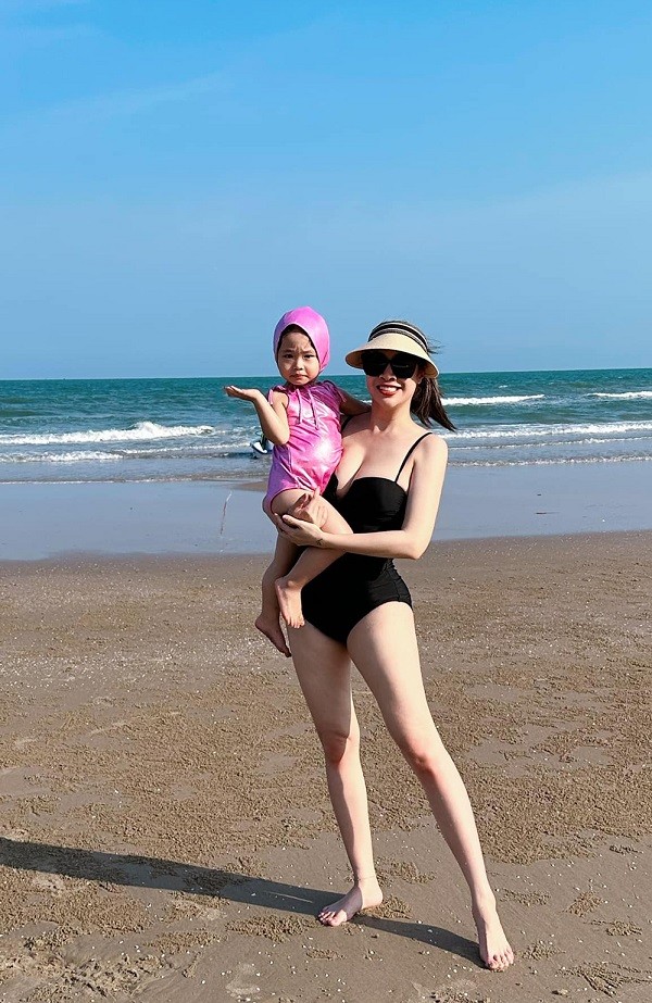 Sao Việt: Tuấn Hưng sang Nepal tu tập, Sao Việt: Tuấn Hưng sang Nepal tu tập,