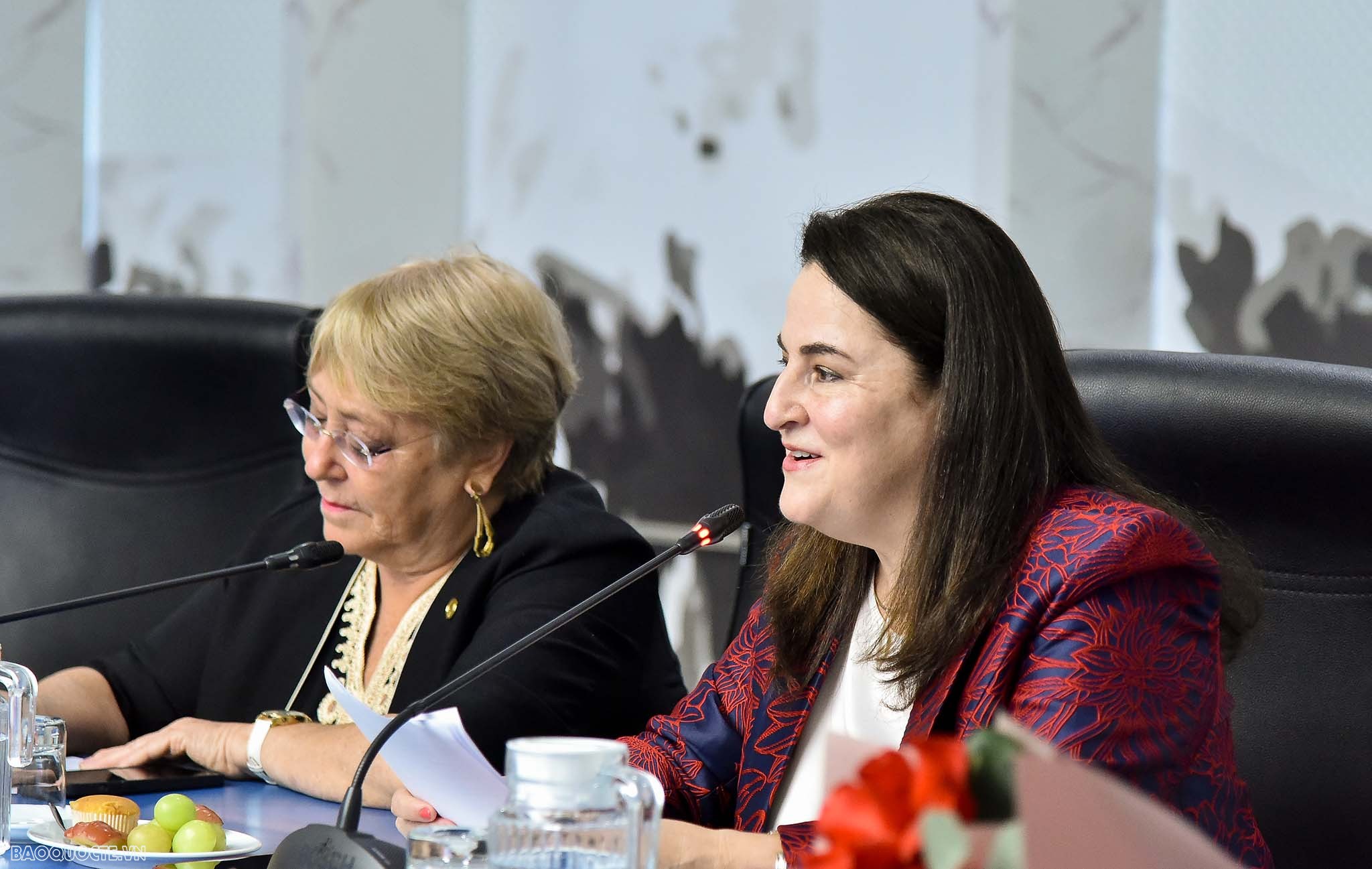 (04.03) Trưởng Đại diện Cơ quan Phụ nữ Liên hợp quốc tại Việt Nam Eliza Fernandez chia sẻ tại buổi nói chuyện. (Ảnh: Nguyễn Hồng) 