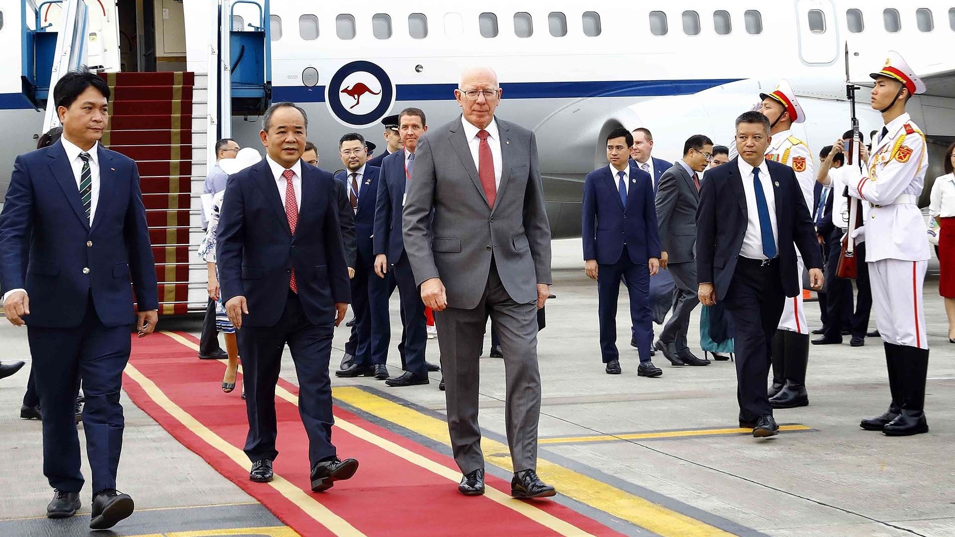 Toàn quyền Australia David Hurley bắt đầu thăm cấp Nhà nước tới Việt Nam