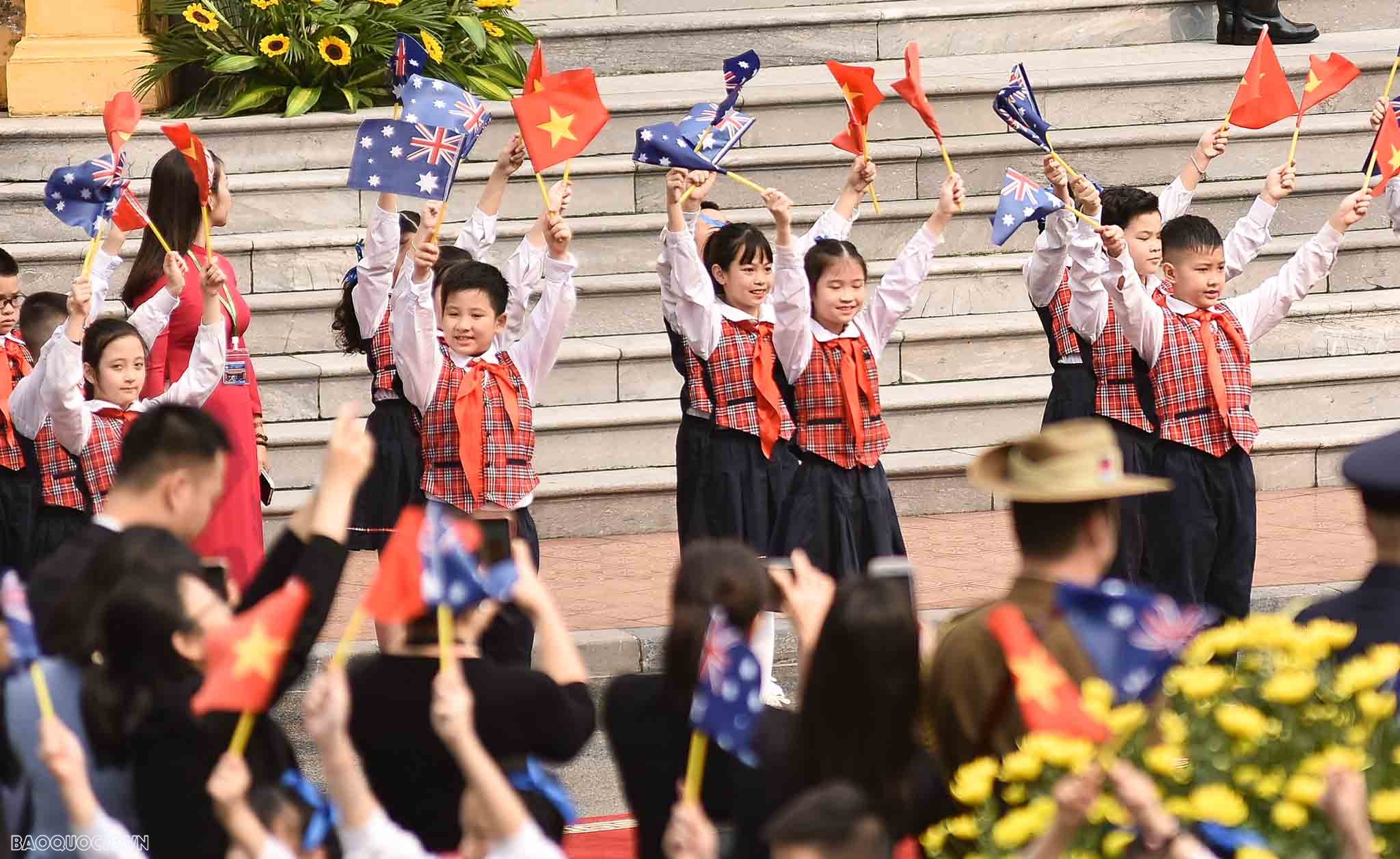 Chủ tịch nước Võ Văn Thưởng chủ trì lễ đón chính thức Toàn quyền Australia David Hurley