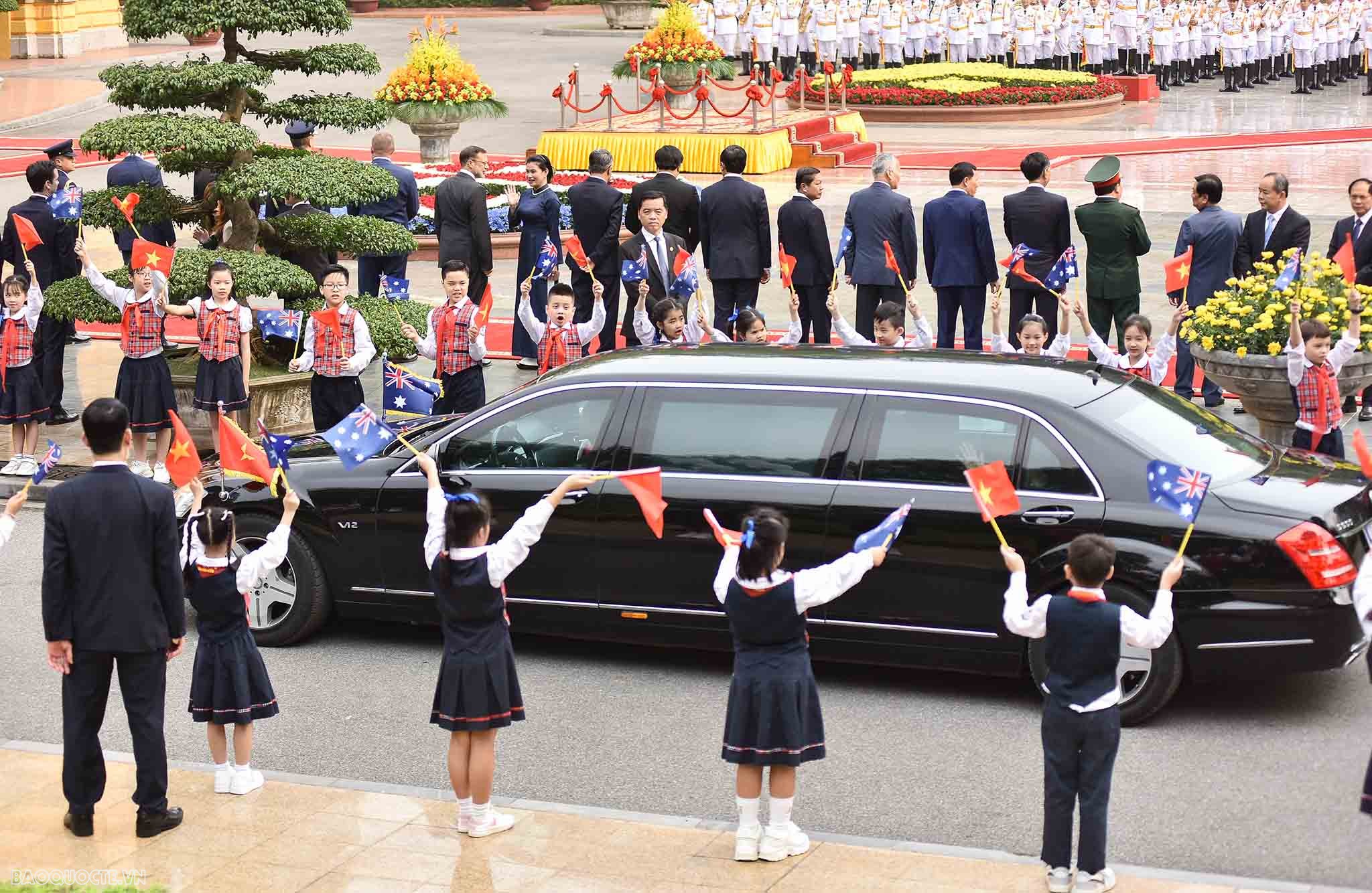 Chủ tịch nước Võ Văn Thưởng chủ trì lễ đón chính thức Toàn quyền Australia David Hurley