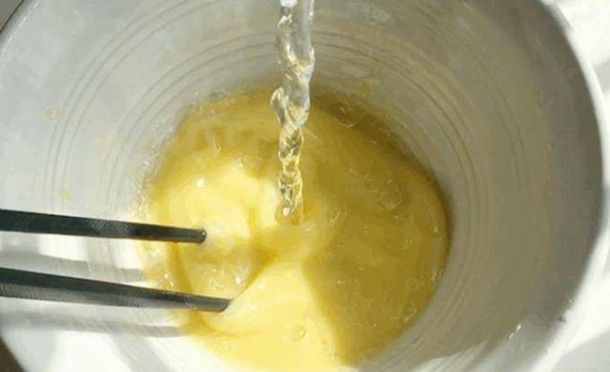 Bữa sáng nhanh gọn với trứng gà khuấy nước sôi, dầu mè giúp tăng thị lực, bảo vệ gan, thanh nhiệt... Bữa sáng nhanh gọn với trứng gà khuấy nước sôi, dầu mè giúp tăng thị lực, bảo vệ gan, thanh nhiệt...