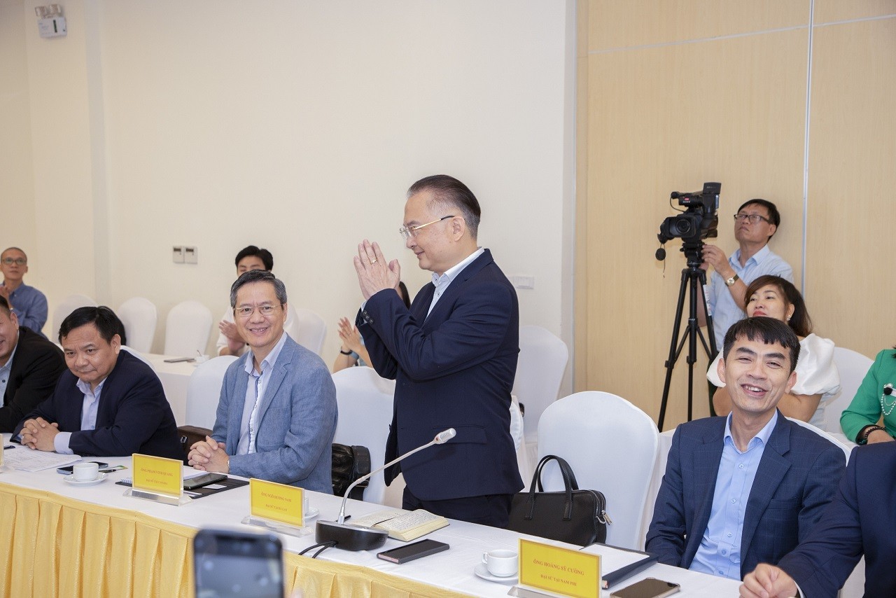 Hỗ trợ doanh nghiệp kết nối trong cơ sở.... Hỗ trợ doanh nghiệp kết nối trong cơ sở....