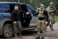 Tình hình Ukraine: Tổng thống Zelensky đã qua biên giới Ba Lan, Nhật Bản hứa hẹn với Kiev