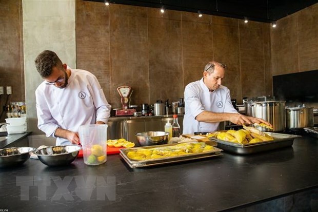 Mang hương vị truyền thống của món phở Việt đến thực khách Israel Mang hương vị truyền thống của món phở Việt đến thực khách Israel