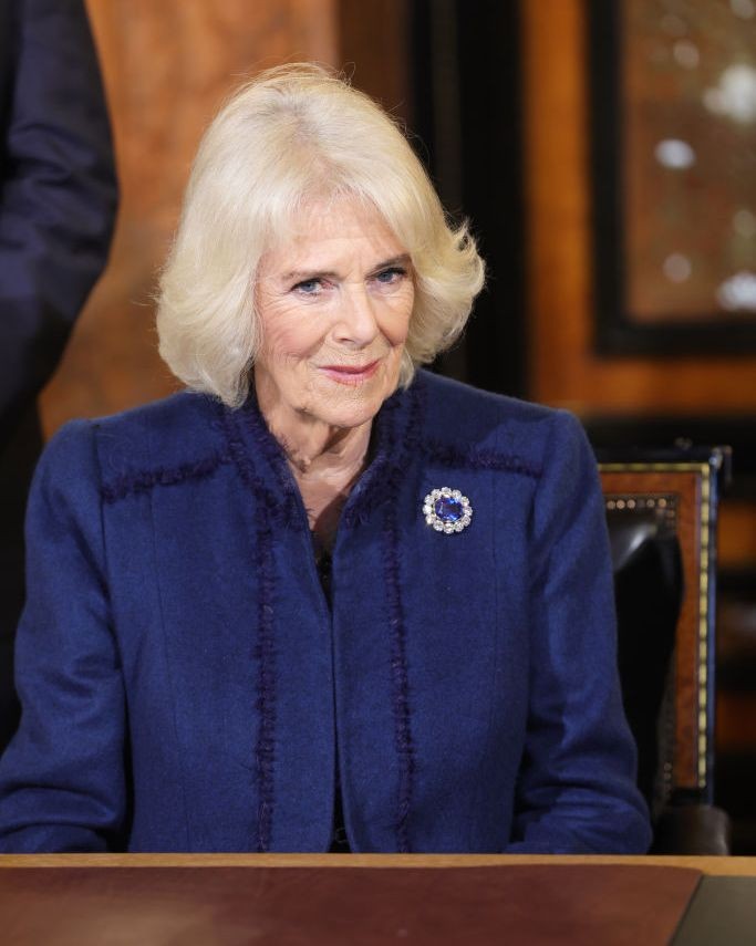 Hoàng gia Anh: Ngắm bộ sưu tập trâm cài áo xa xỉ của Hoàng hậu Camilla Hoàng gia Anh: Ngắm bộ sưu tập trâm cài áo xa xỉ của Hoàng hậu Camilla